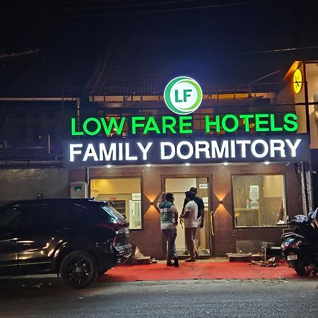 Lowfare Hotels Kozhikode Eksteriør bilde